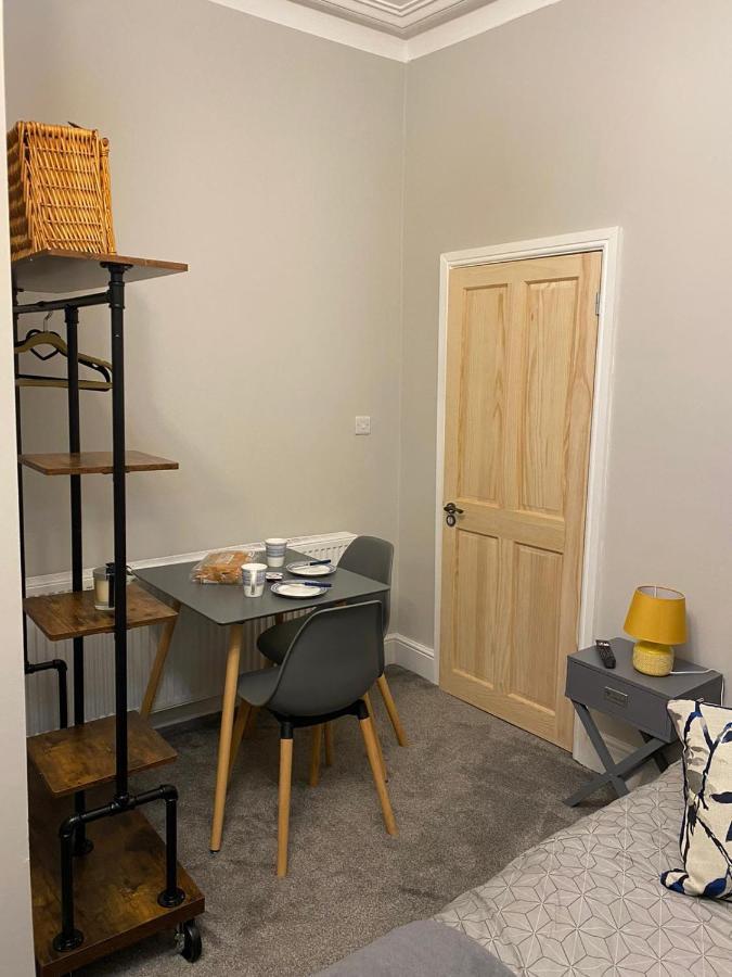 Cambridge Villas Private Studio Lytham St Annes Exterior photo